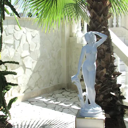 Castellino Zwillingsstudios 2 Apartment